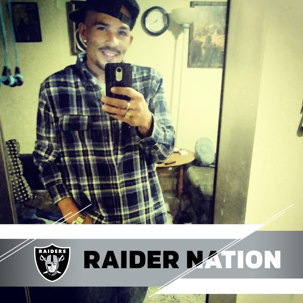 Meet your Posher, Justin